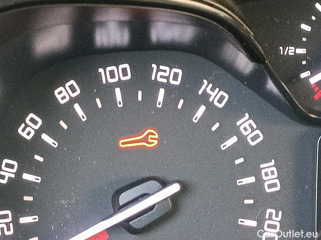  Citroen  C3 CITROEN  / 2020 / 5P / berlina con portón PureTech 60kW (83CV) Feel Pack (CX) #4