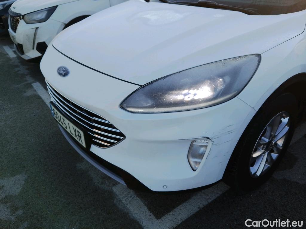  Ford  Kuga FORD  / 2019 / 5P / todoterreno Titanium 1.5T EcoBoost 88kW (120CV) #11