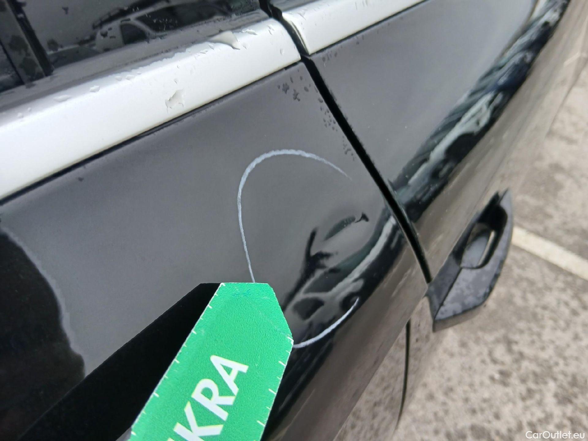  Land Rover  Discovery AUDI Q5 / 2020 / 5P / todoterreno Genuine 40 TDI 150kW quattro-ultra #17