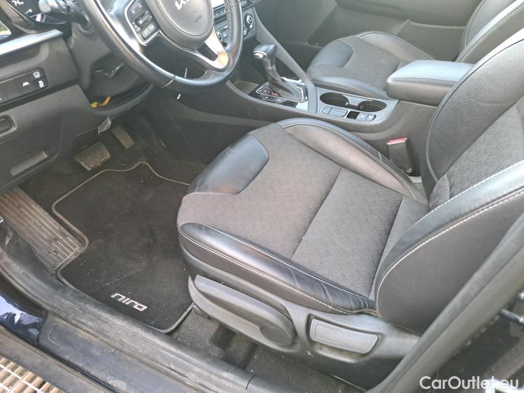  KIA  Niro KIA  / 2019 / 5P / crossover 1.6 GDi HEV 104kW (141CV) Drive #18