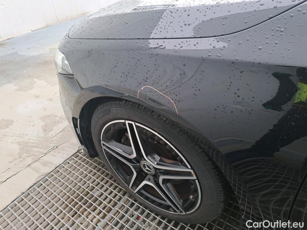  Mercedes  A-Klasse MERCEDES-BENZ Clase A / 2018 / 5P / berlina con portón A 200 d #13