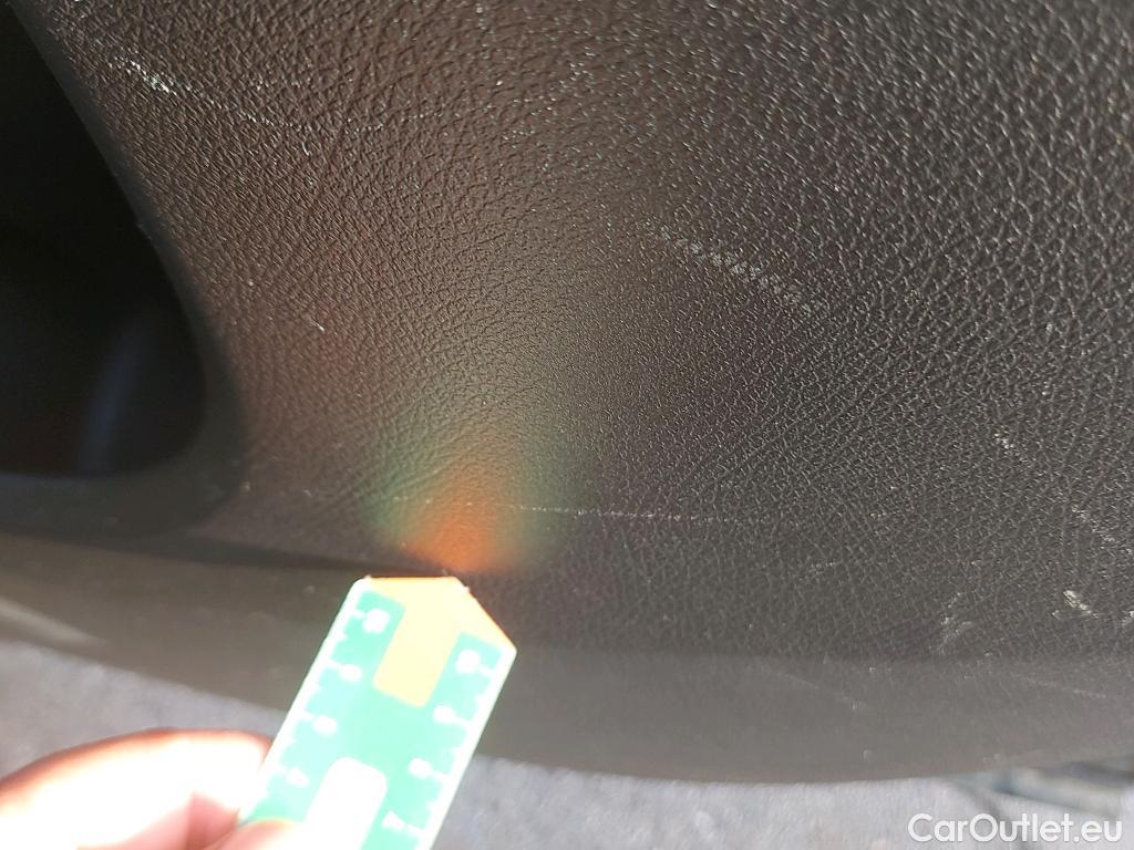  Mercedes  GLB MERCEDES-BENZ  / 2019 / 5P / todoterreno 2.0  220 D 4MATIC DCT 140KW (190CV) #20