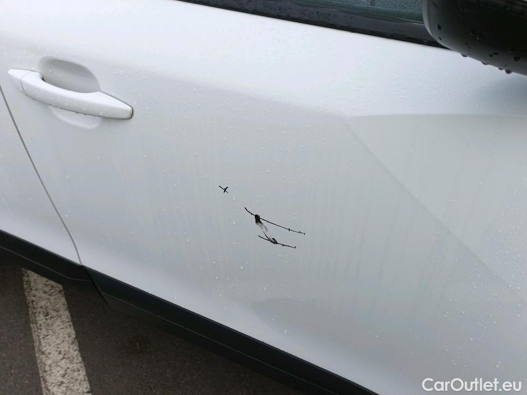  Peugeot  2008 PEUGEOT  / 2019 / 5P / todoterreno Active Puretech 100 S&S BVM6 #1