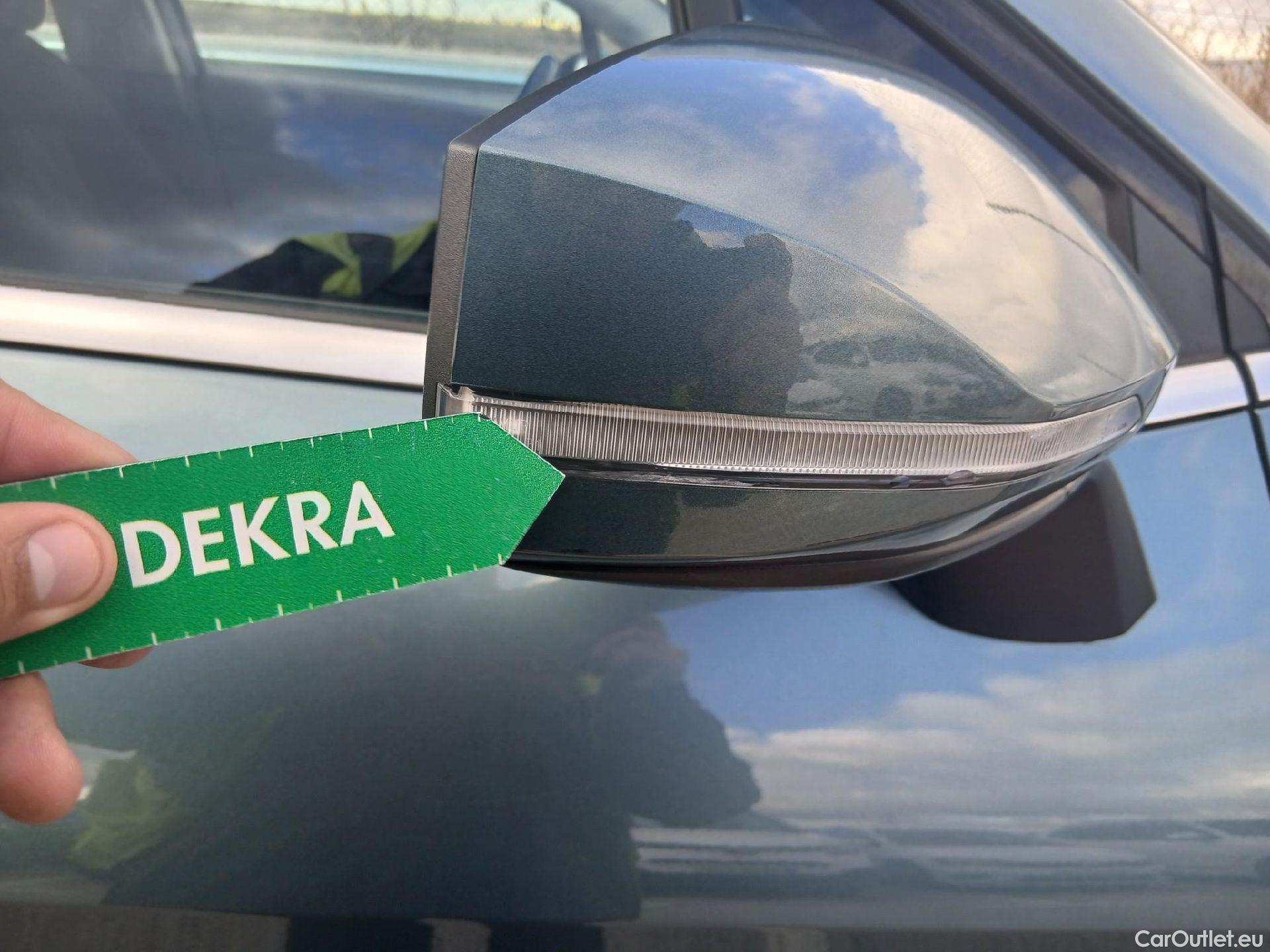  KIA  Sportage KIA  / 2022 / 5P / todoterreno 1.6 T-GDi HEV 171kW (230CV) Drive 4X2 #31