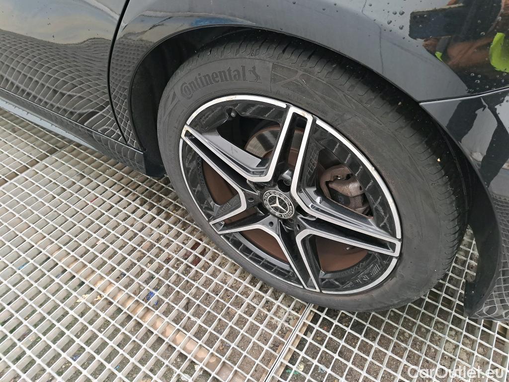  Mercedes  A-Klasse MERCEDES-BENZ Clase A / 2018 / 5P / berlina con portón A 200 d #5