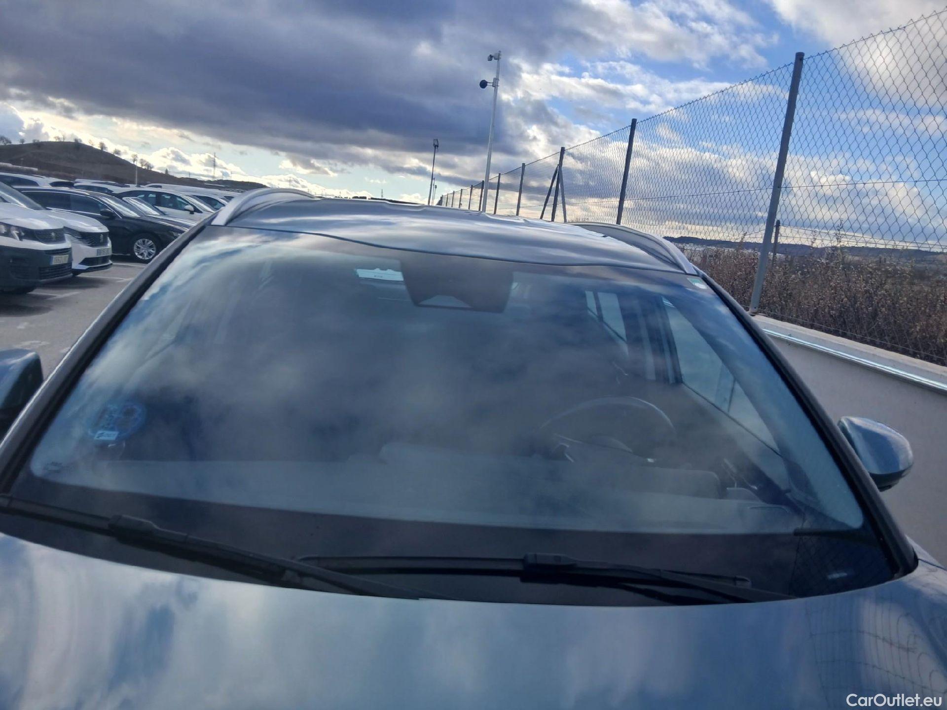  KIA  Sportage KIA  / 2022 / 5P / todoterreno 1.6 T-GDi HEV 171kW (230CV) Drive 4X2 #15