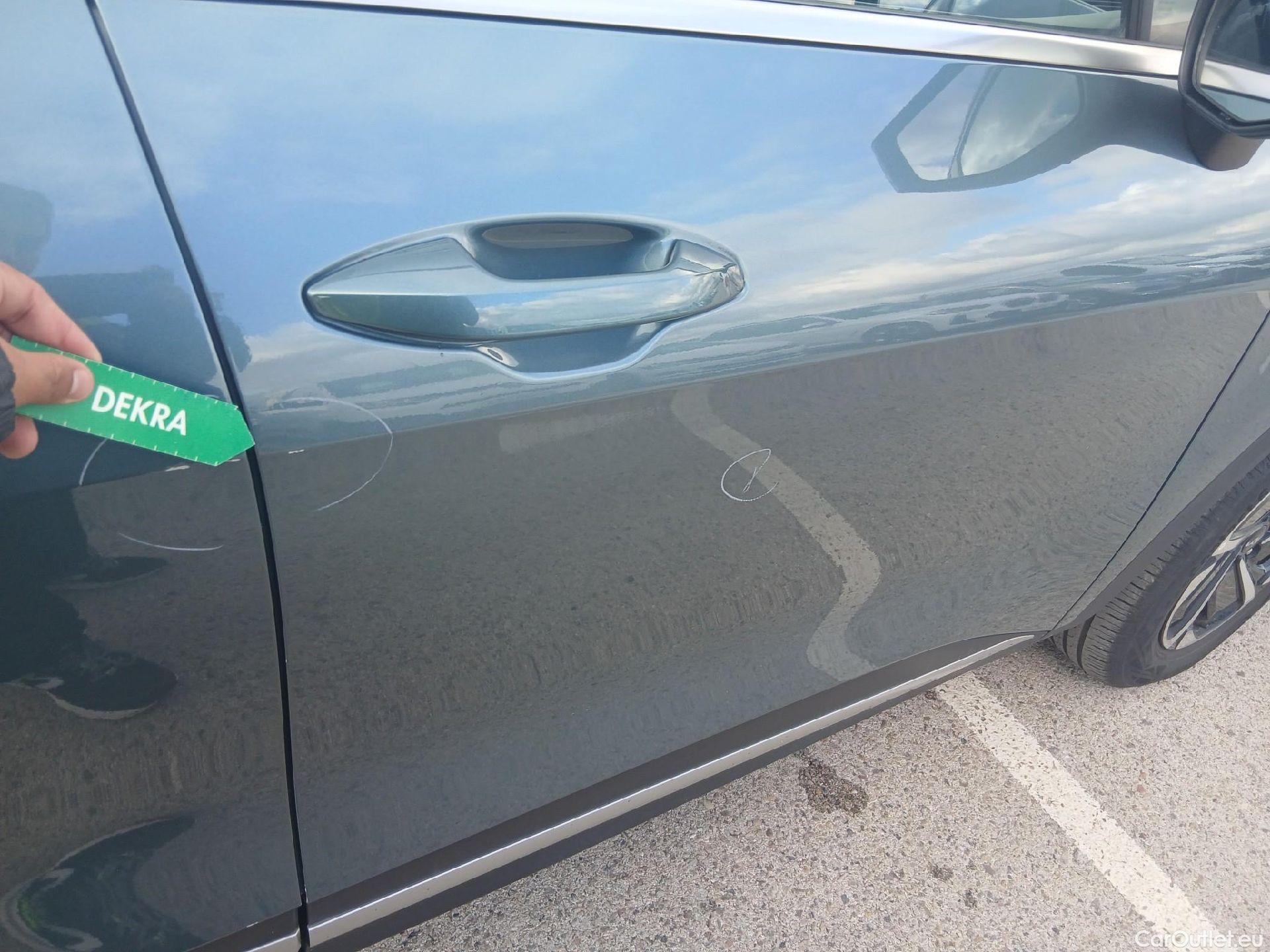  KIA  Sportage KIA  / 2022 / 5P / todoterreno 1.6 T-GDi HEV 171kW (230CV) Drive 4X2 #28