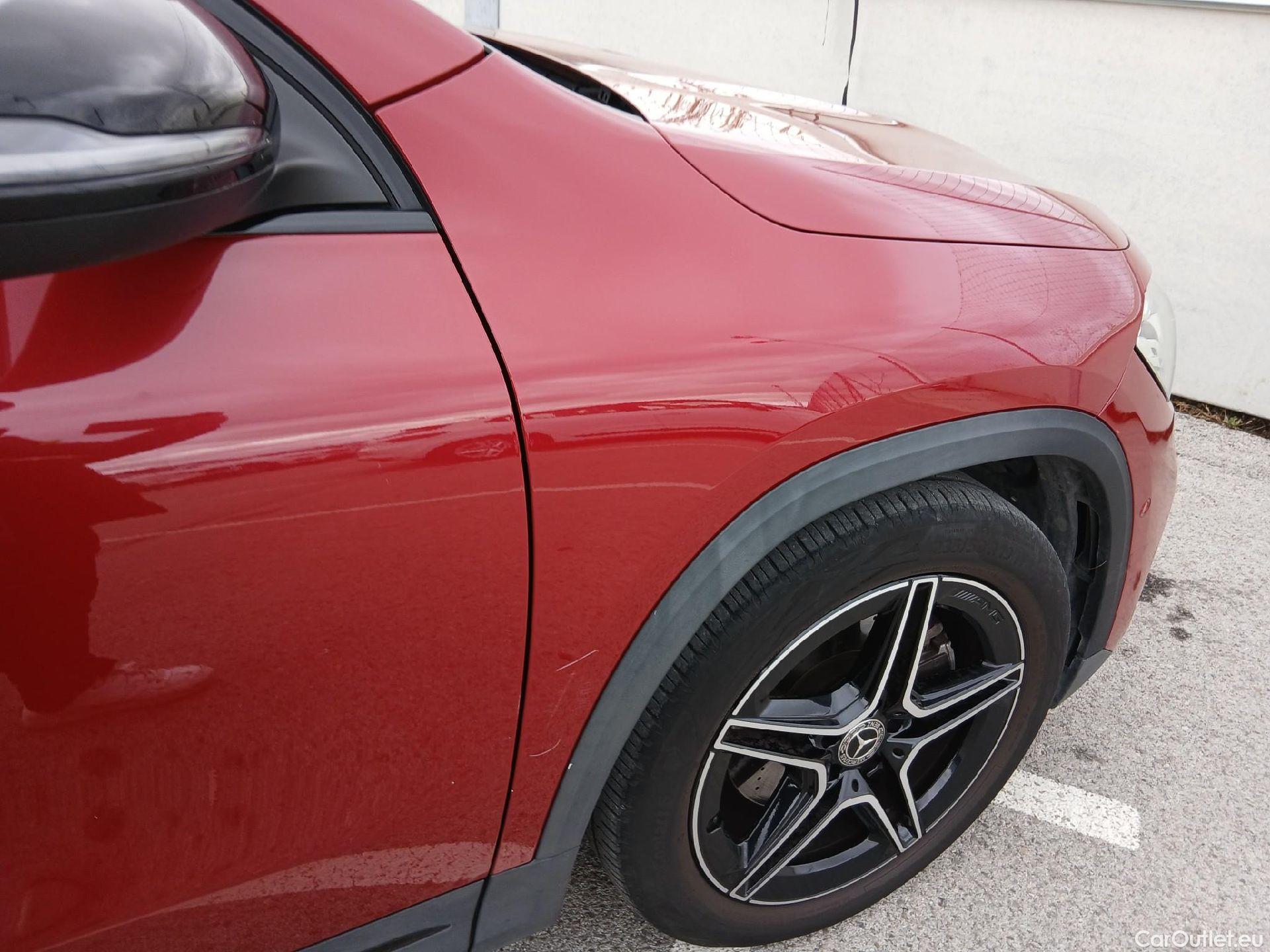  Mercedes  GLA MERCEDES-BENZ  / 2020 / 5P / todoterreno  200 D #25