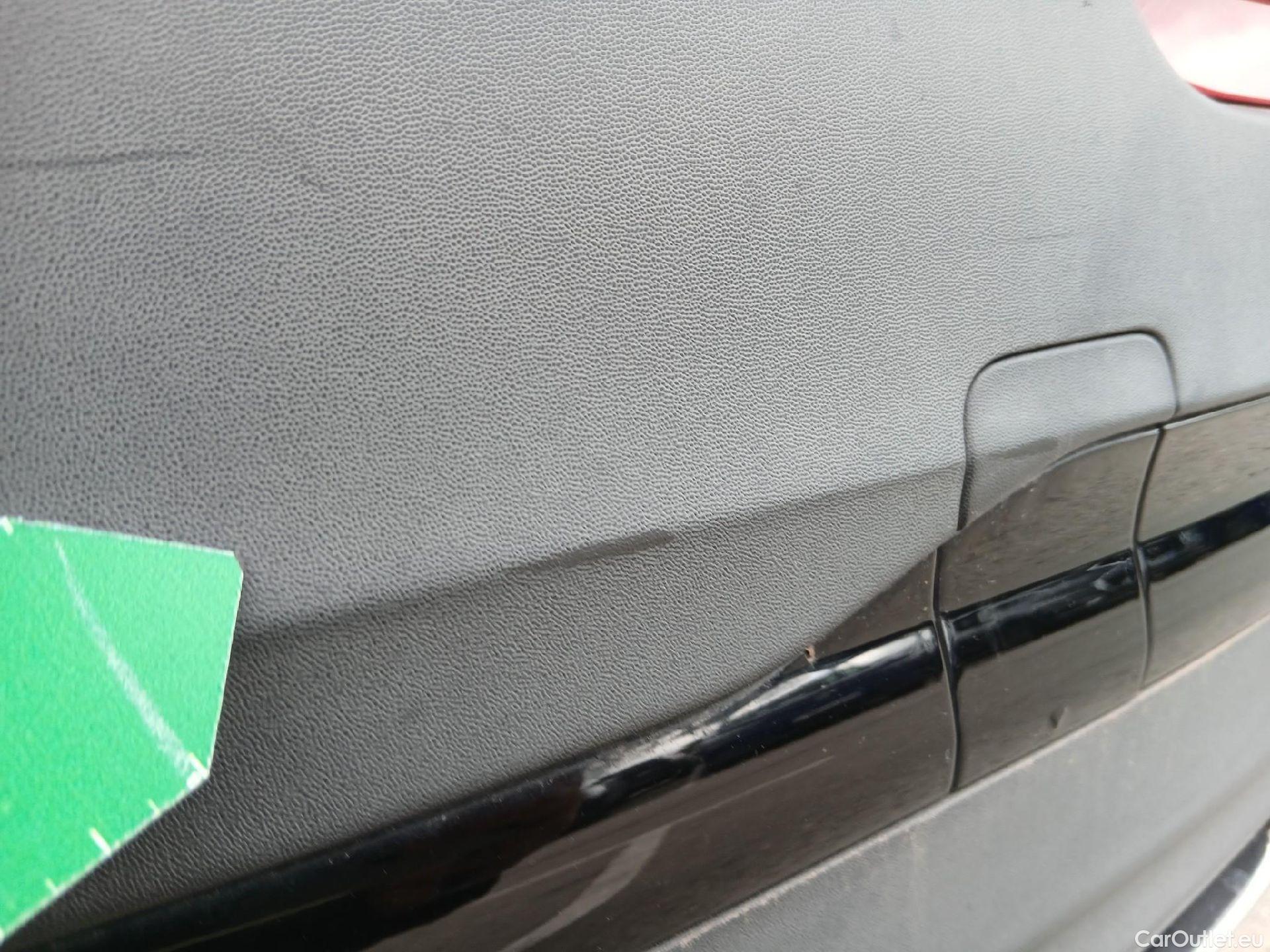  Mercedes  GLA MERCEDES-BENZ  / 2020 / 5P / todoterreno  200 D #19