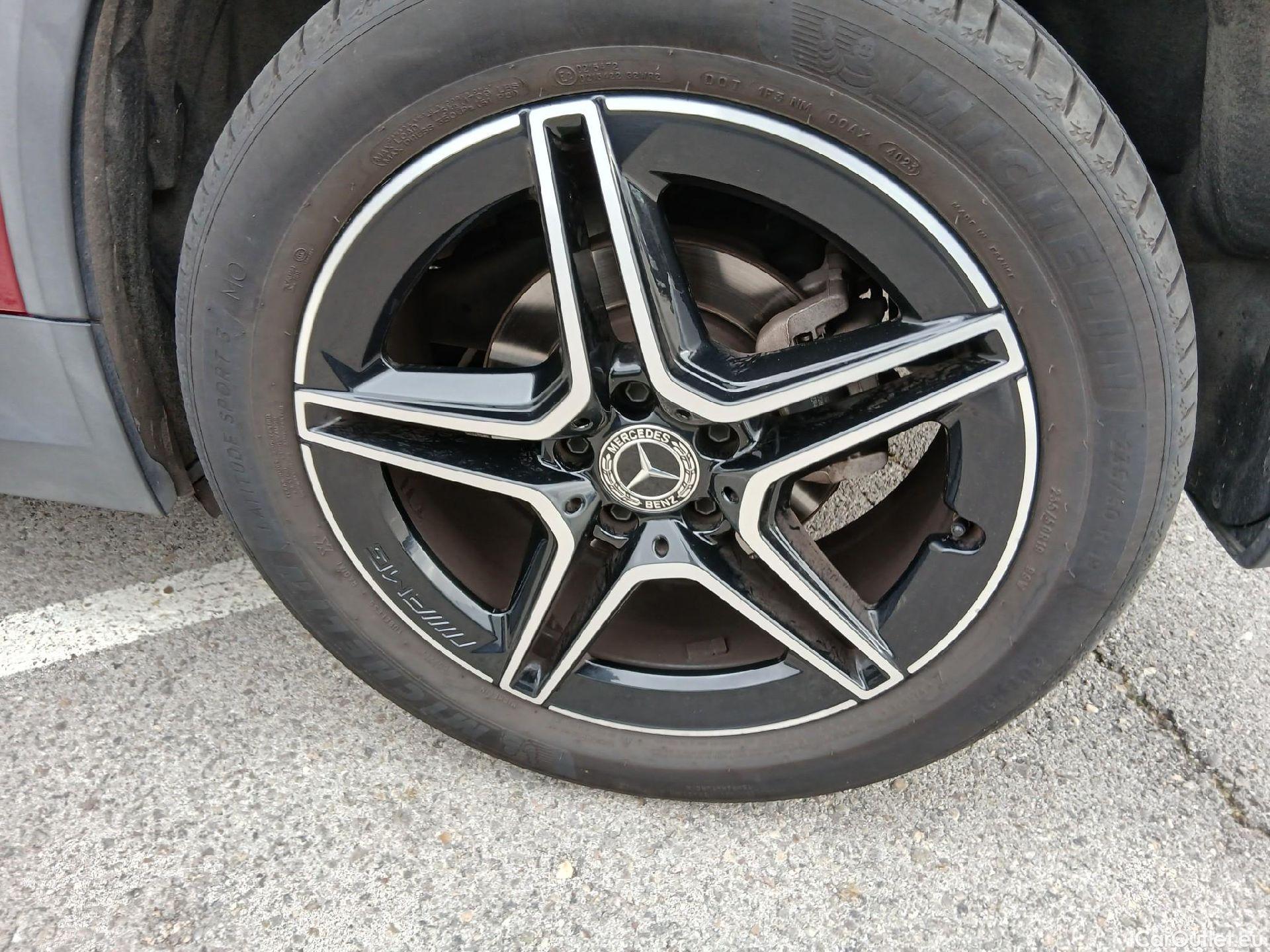  Mercedes  GLA MERCEDES-BENZ  / 2020 / 5P / todoterreno  200 D #13