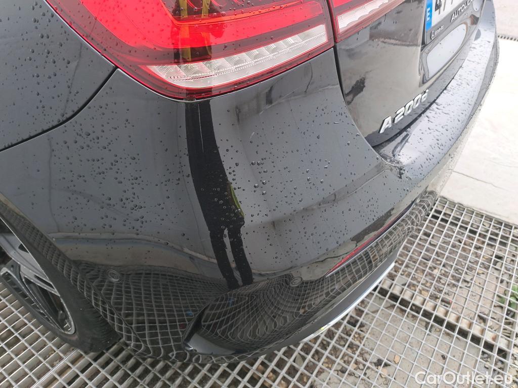  Mercedes  A-Klasse MERCEDES-BENZ Clase A / 2018 / 5P / berlina con portón A 200 d #18