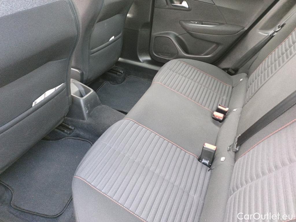  Peugeot  2008 PEUGEOT  / 2019 / 5P / todoterreno Active Puretech 100 S&S BVM6 #11