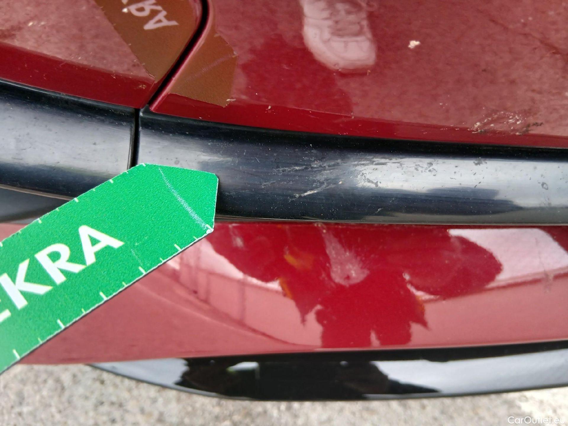  Mercedes  GLA MERCEDES-BENZ  / 2020 / 5P / todoterreno  200 D #9