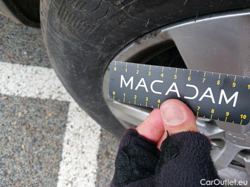  Peugeot  3008 PEUGEOT  / 2016 / 5P / todoterreno 1.5 BlueHDi 96kW (130CV) S&S Style #4