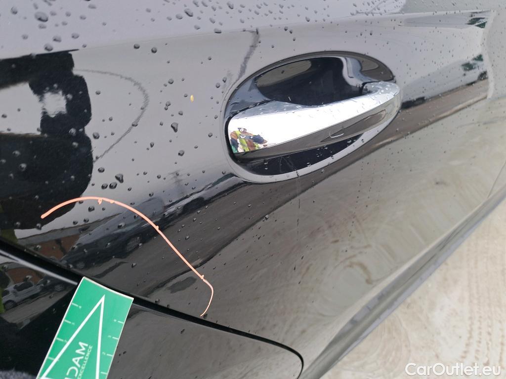  Mercedes  A-Klasse MERCEDES-BENZ Clase A / 2018 / 5P / berlina con portón A 200 d #12