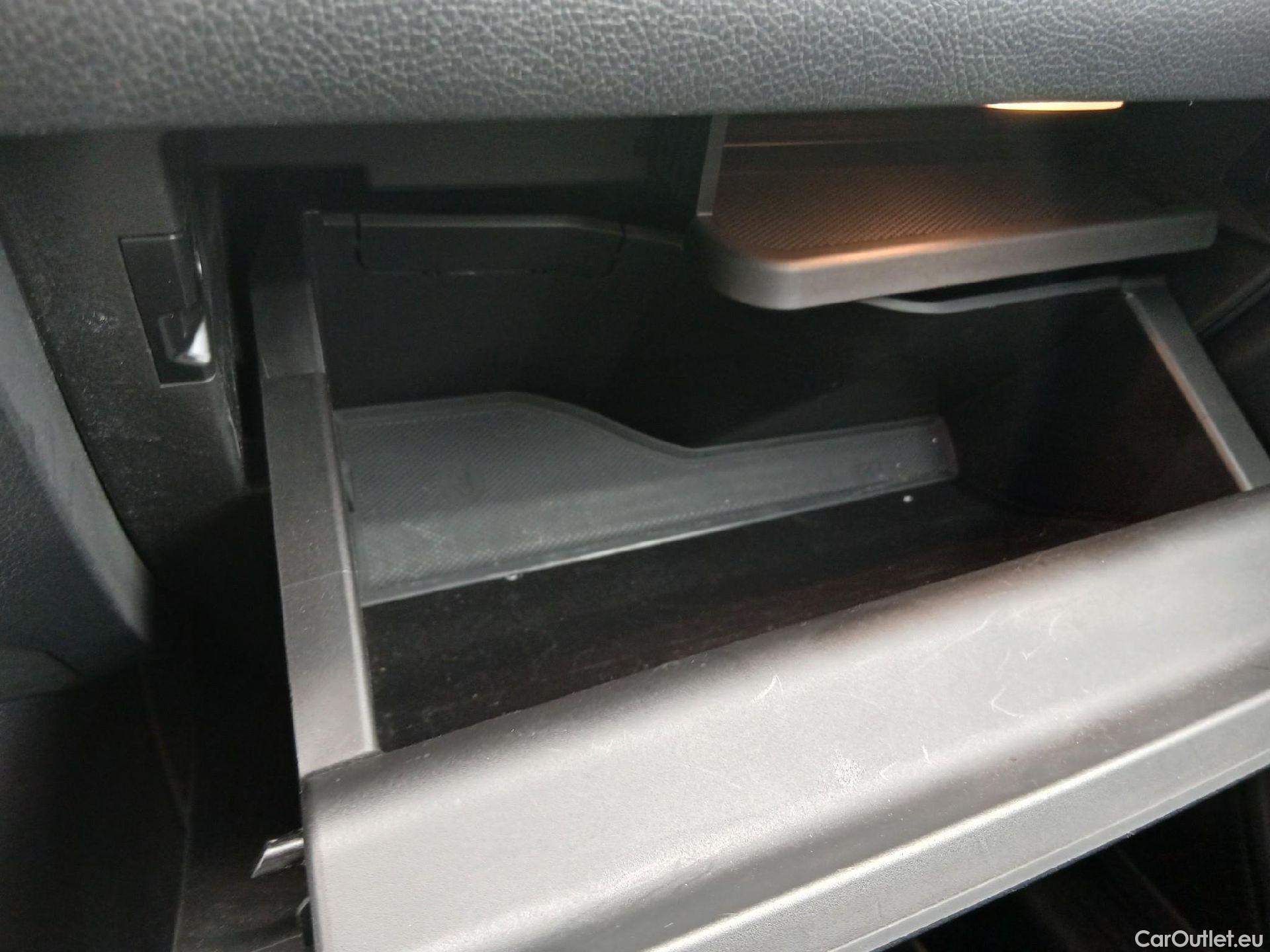  Mercedes  GLA MERCEDES-BENZ  / 2020 / 5P / todoterreno  200 D #1