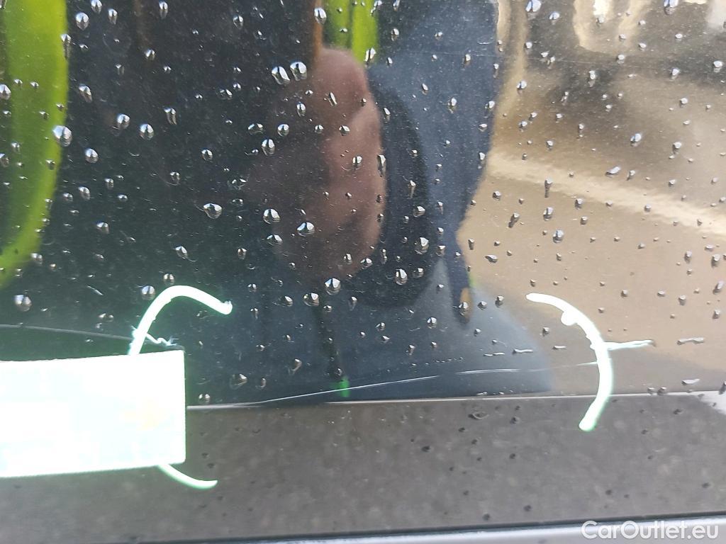  Mercedes  GLB MERCEDES-BENZ  / 2019 / 5P / todoterreno 2.0  220 D 4MATIC DCT 140KW (190CV) #9