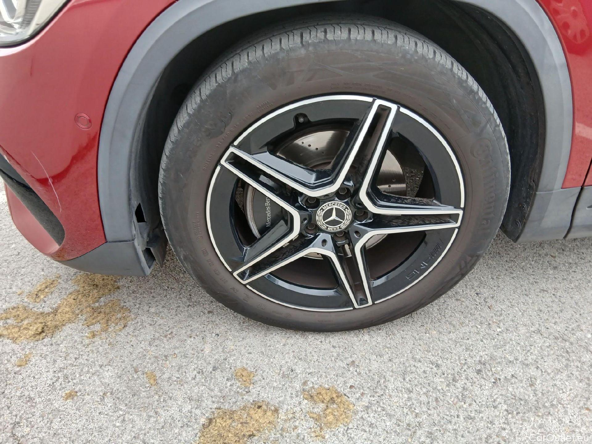  Mercedes  GLA MERCEDES-BENZ  / 2020 / 5P / todoterreno  200 D #10