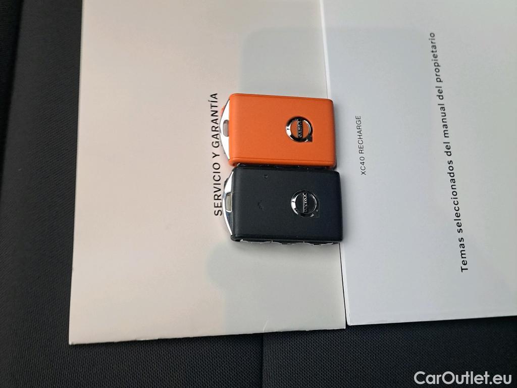  Volvo  XC 40 VOLVO XC40 / 2017 / 5P / todoterreno 1.5 T4 Twin Recharge R-Design Auto #2