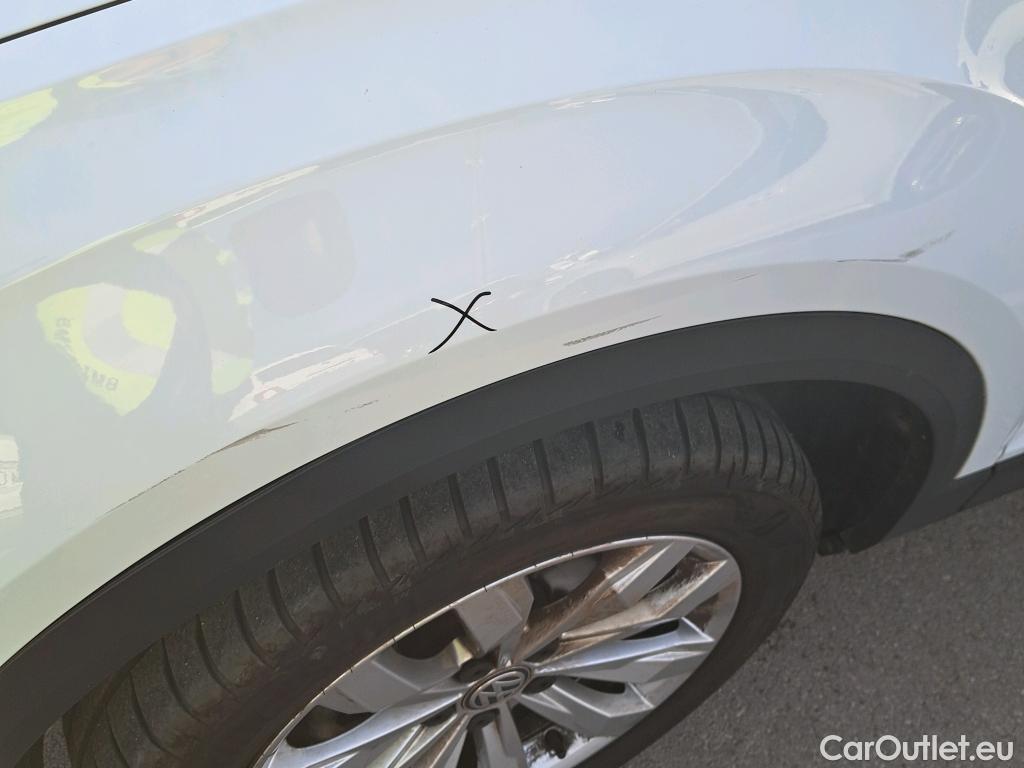  Volkswagen  T-ROC VOLKSWAGEN  / 2017 / 5P / todoterreno Advance 1.6 TDI 85 kw (115CV) (AC) #8