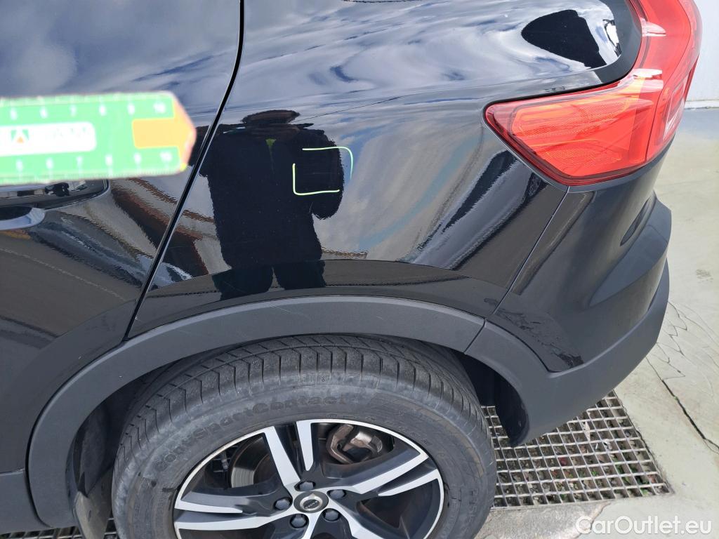  Volvo  XC 40 VOLVO XC40 / 2017 / 5P / todoterreno 2.0 B4 G AWD R-Design Auto #24