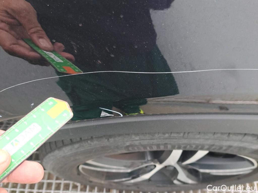  Volvo  XC 40 VOLVO XC40 / 2017 / 5P / todoterreno 2.0 B4 G AWD R-Design Auto #4