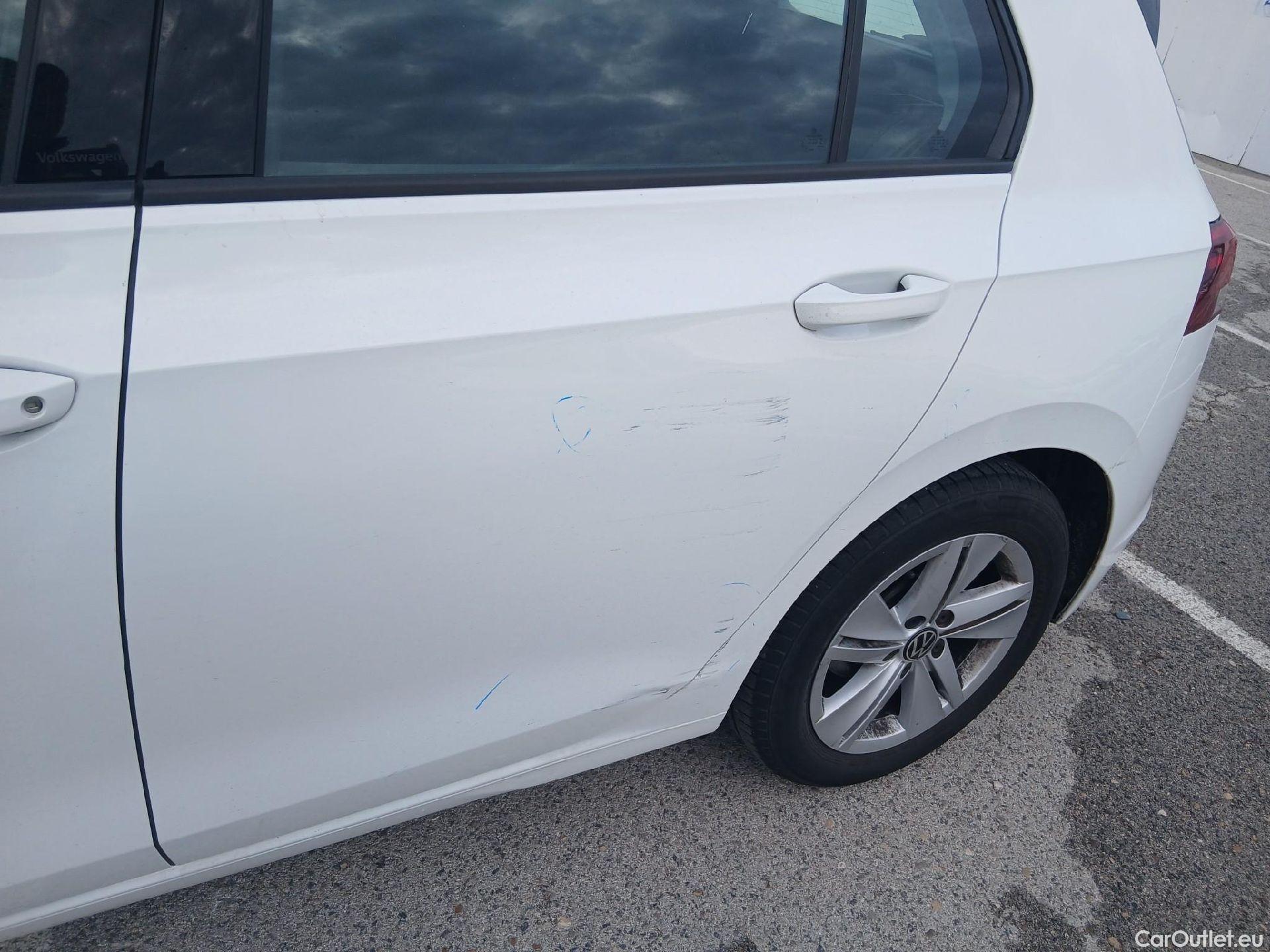  Volkswagen  Golf  VOLKSWAGEN / 2020 / 5P / berlina con portón 2.0 TDI 85kW (115CV) #9