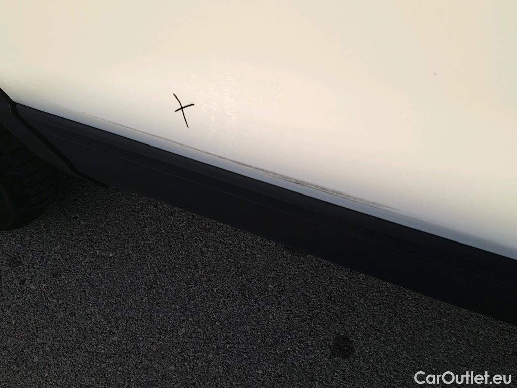  Volkswagen  T-ROC VOLKSWAGEN  / 2017 / 5P / todoterreno Advance 1.6 TDI 85 kw (115CV) (AC) #6