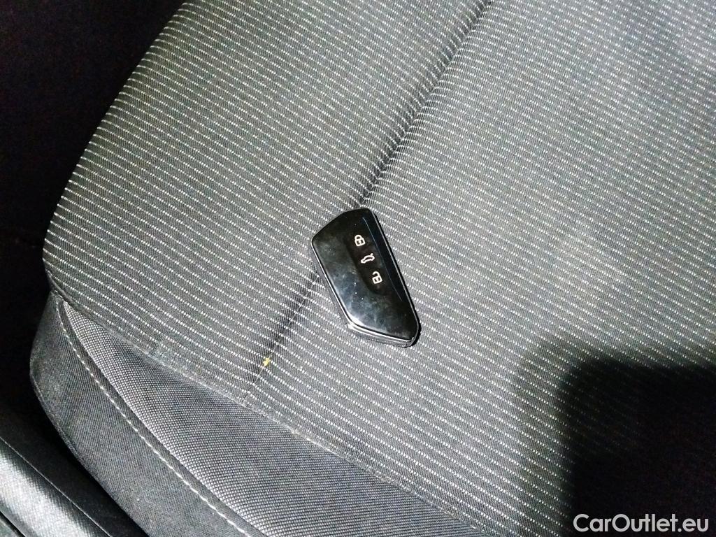  Skoda  Octavia SKODA  / 2020 / 5P / berlina con portón 2.0 TDI 110kW (150CV) Manual Ambition #1