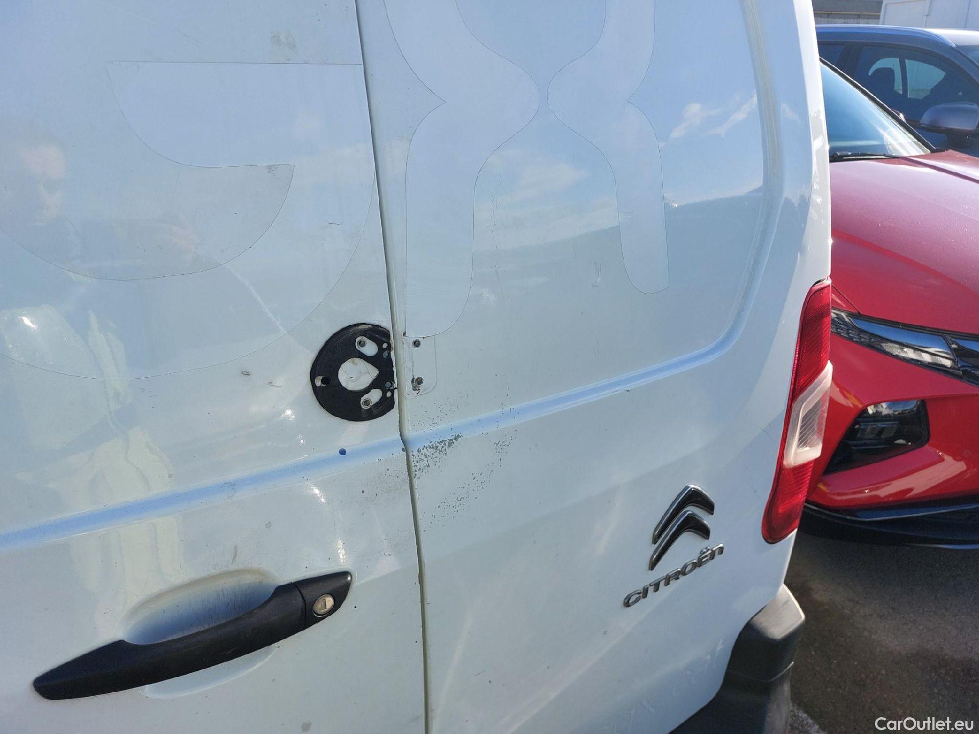  Citroen  Berlingo CITROEN  / 2018 / 3P / furgón derivado de turismo Talla M BlueHDi 100 CONTROL #19