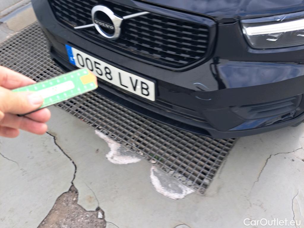  Volvo  XC 40 VOLVO XC40 / 2017 / 5P / todoterreno 2.0 B4 G AWD R-Design Auto #12