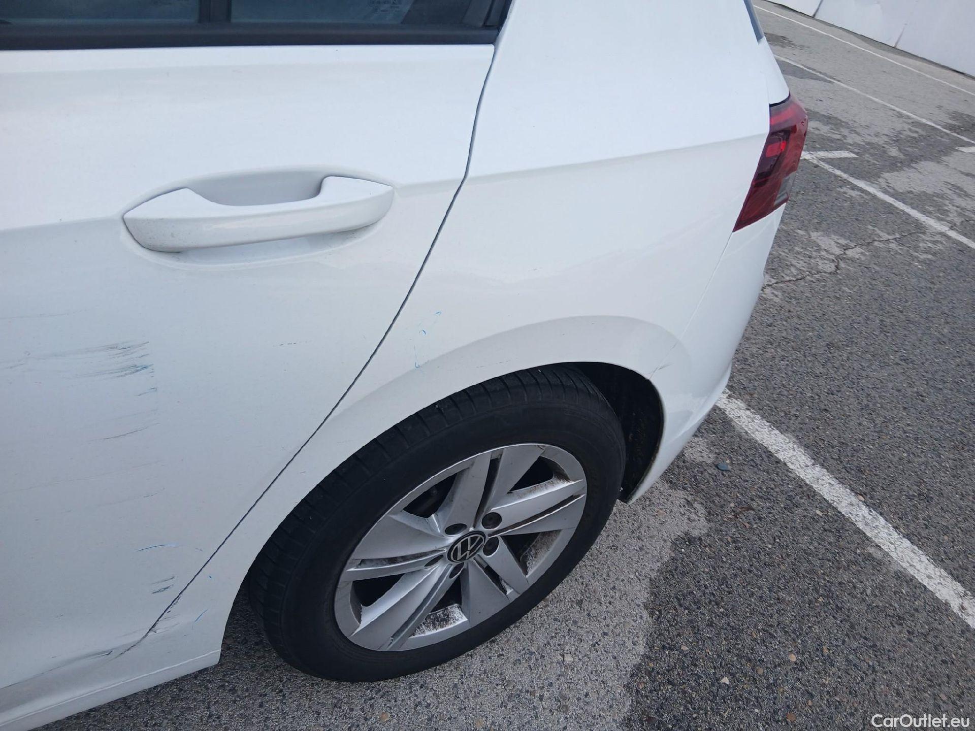  Volkswagen  Golf  VOLKSWAGEN / 2020 / 5P / berlina con portón 2.0 TDI 85kW (115CV) #12