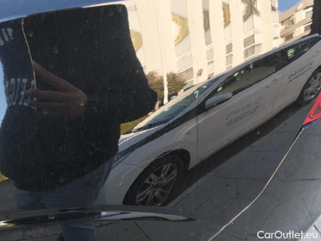  Volvo  XC60 VOLVO  / 2017 / 5P / todoterreno 2.0 T6 AWD Recharge Inscription Exp Auto #4