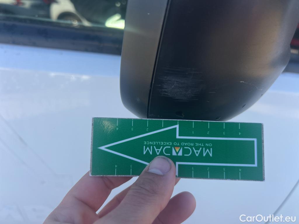  Citroen  Berlingo CITROEN  / 2018 / 4P / combi Talla M BlueHDi 100 S&S LIVE (AC) #57