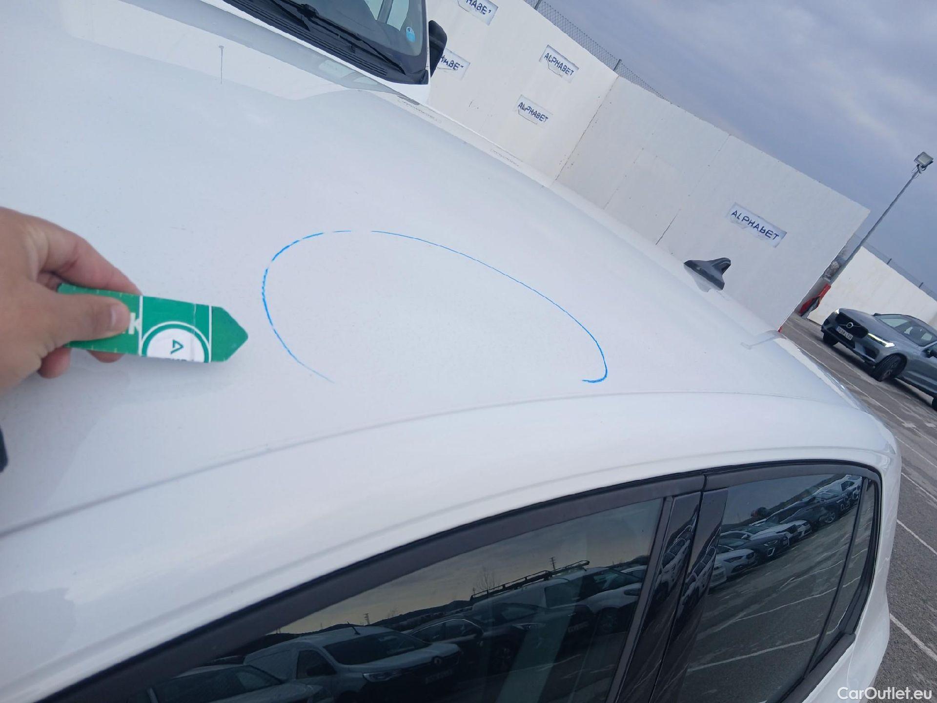  Volkswagen  Golf  VOLKSWAGEN / 2020 / 5P / berlina con portón 2.0 TDI 85kW (115CV) #24