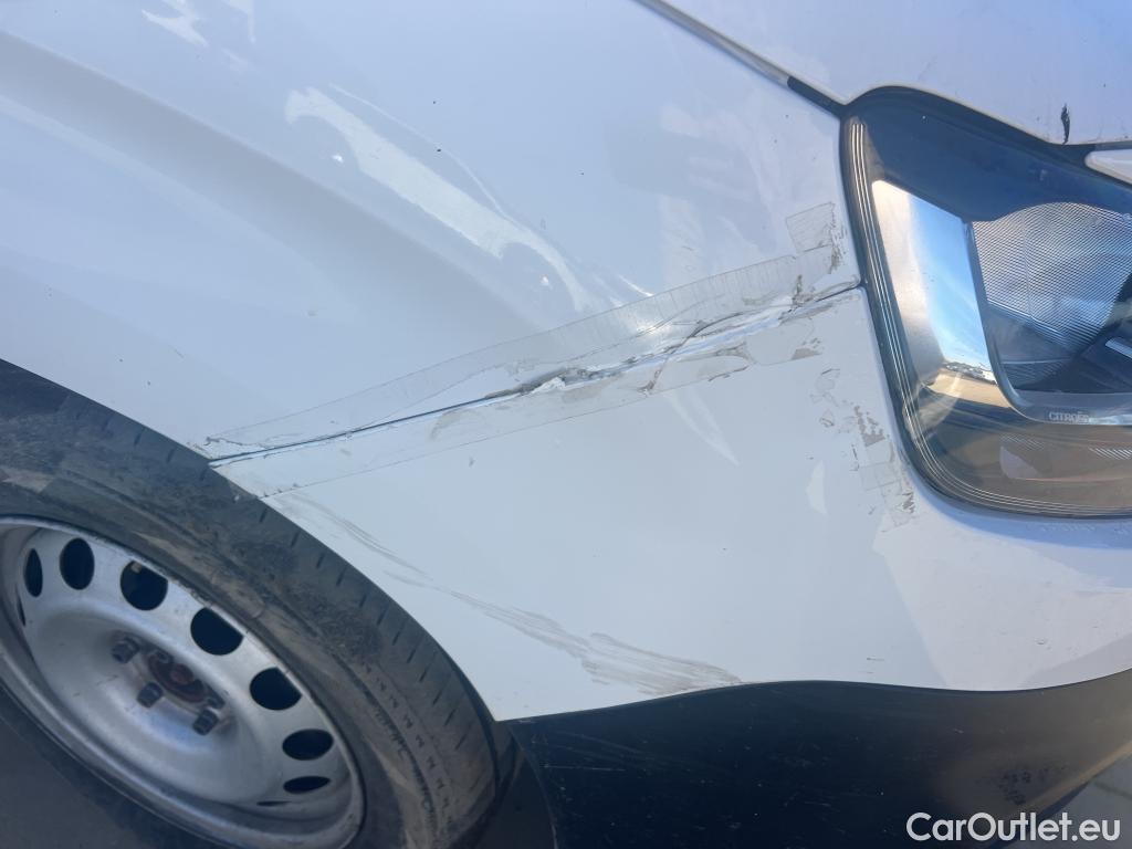  Citroen  Berlingo CITROEN  / 2018 / 4P / combi Talla M BlueHDi 100 S&S LIVE (AC) #6