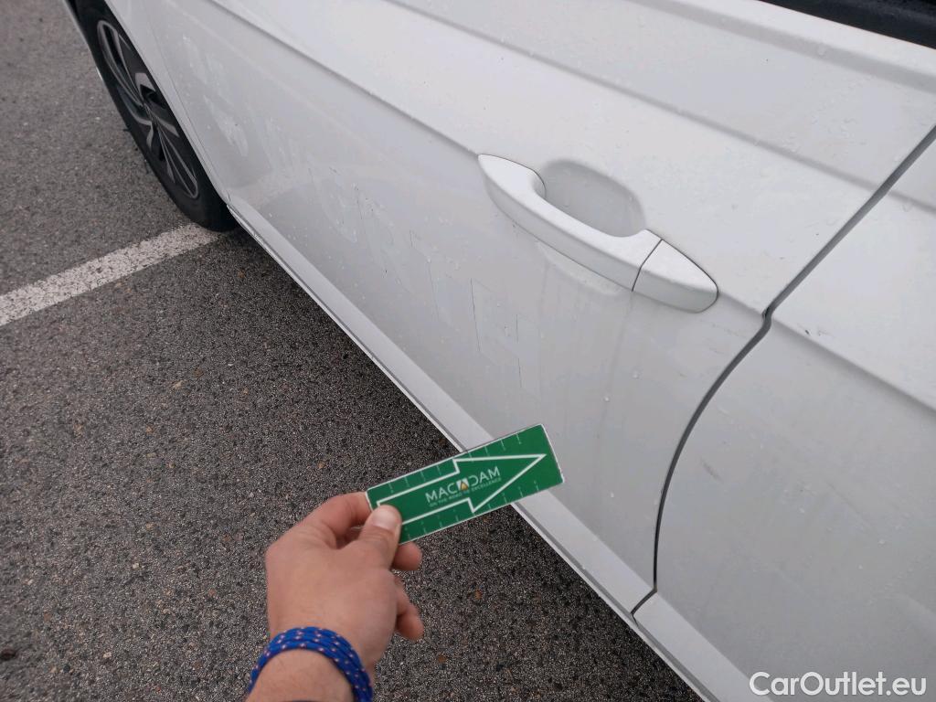  Volkswagen  Polo VOLKSWAGEN  / 2021 / 5P / berlina con portón Life 1.0 TSI 70kW (95CV) #28