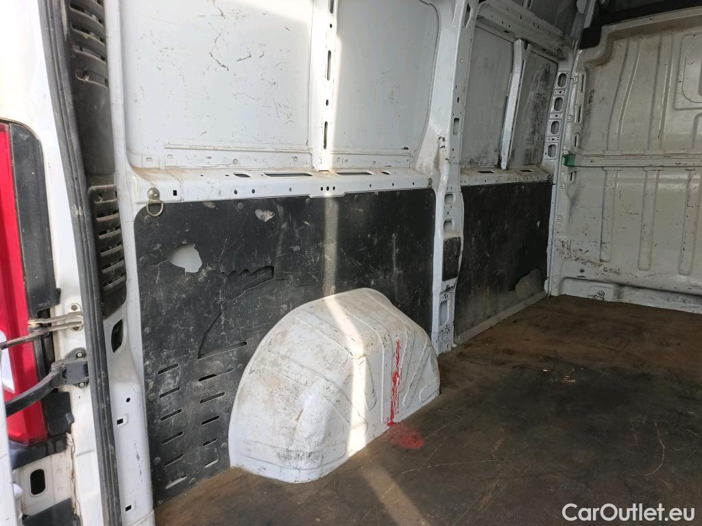  Citroen  Jumper  Furgón Gran Volumen 35 L2H2 BlueHDi 120 Start&Stop BlueHDi 120CV MT6 E6d #12