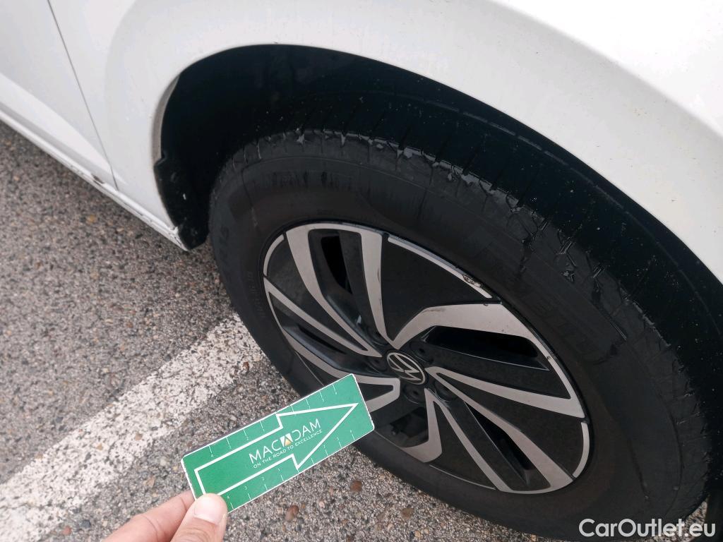  Volkswagen  Polo VOLKSWAGEN  / 2021 / 5P / berlina con portón Life 1.0 TSI 70kW (95CV) #30