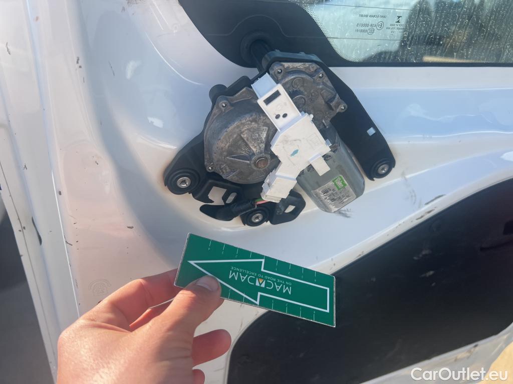  Citroen  Berlingo CITROEN  / 2018 / 4P / combi Talla M BlueHDi 100 S&S LIVE (AC) #53