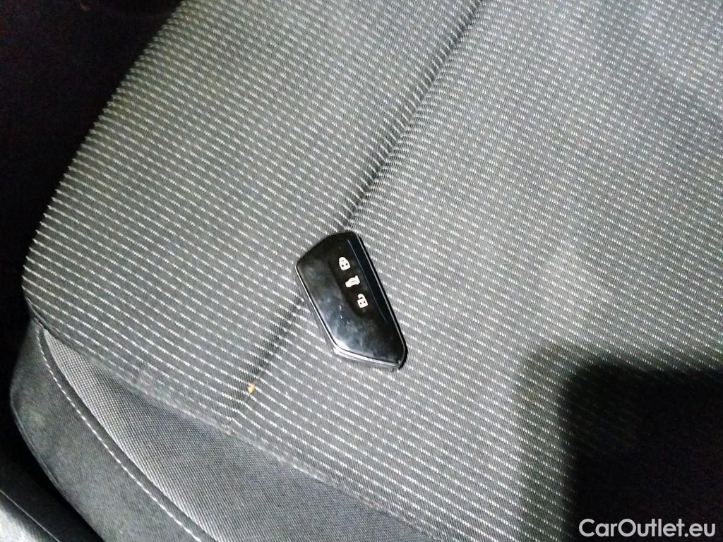  Skoda  Octavia SKODA  / 2020 / 5P / berlina con portón 2.0 TDI 110kW (150CV) Manual Ambition #2