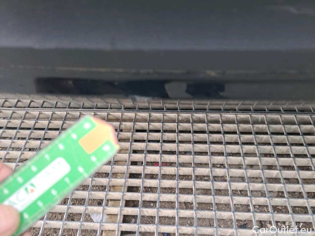  Volvo  XC 40 VOLVO XC40 / 2017 / 5P / todoterreno 2.0 B4 G AWD R-Design Auto #38