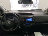 Toyota  Yaris TOYOTA  / 2017 / 5P / berlina con portón 1.5 100H Active #3