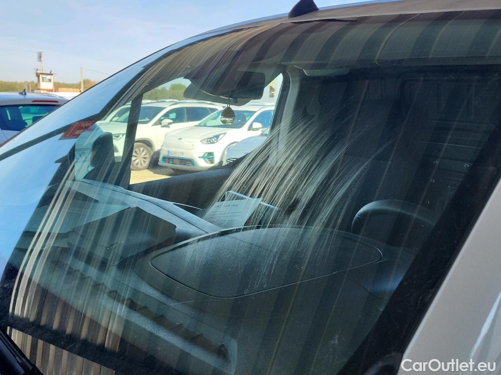  Opel  Combo OPEL  / 2018 / 3P / furgón derivado de turismo Cargo L 650kg Diesel 1.5 100HP S&S MT E6 #1