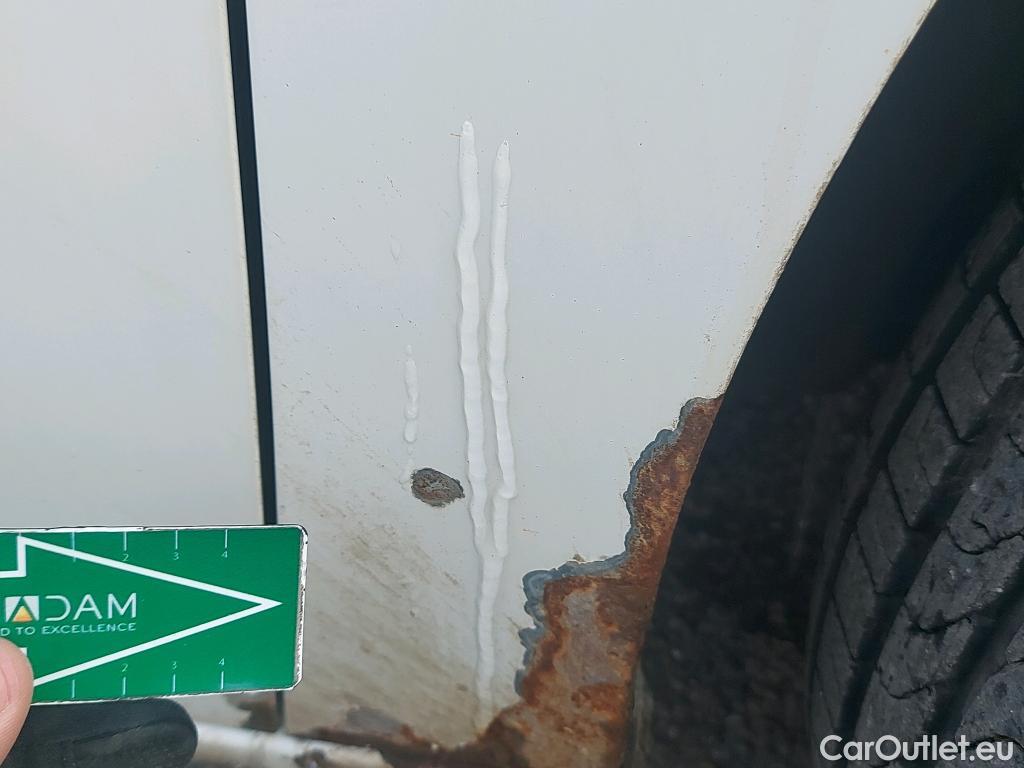  Peugeot  Partner PEUGEOT  / 2018 / 4P / furgón derivado de turismo Standard 1000kg BlueHDi 73kW #47