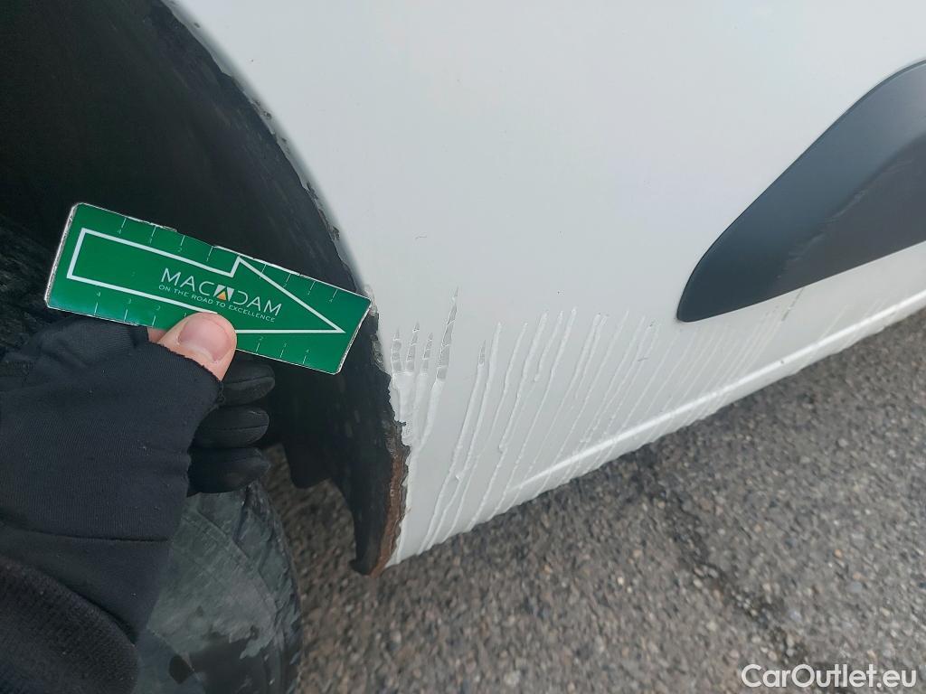  Peugeot  Partner PEUGEOT  / 2018 / 4P / furgón derivado de turismo Standard 1000kg BlueHDi 73kW #15