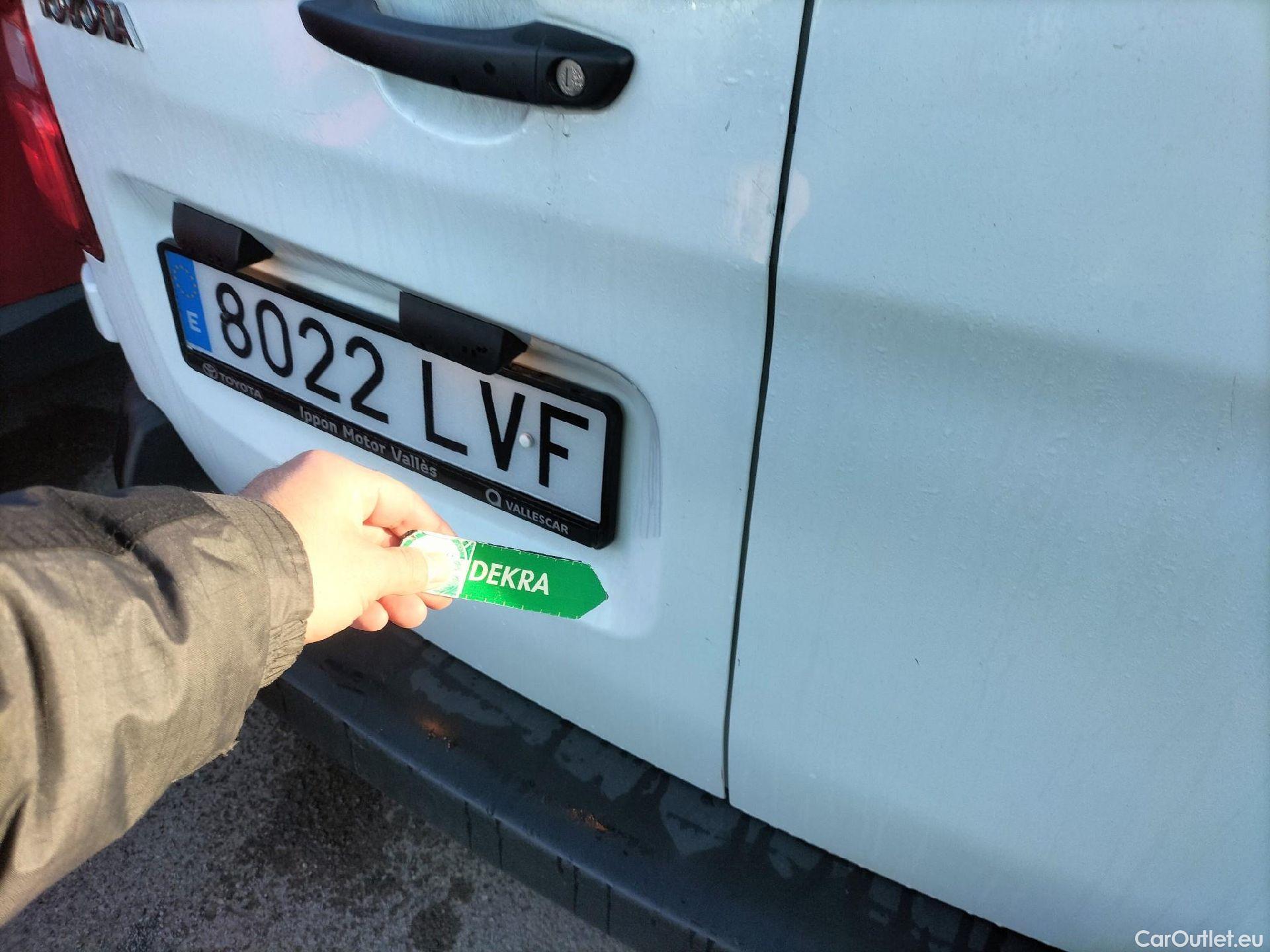  Toyota  Proace TOYOTA  / 2020 / 4P / furgón 1.5D 100CV GX 1PL 2PT L1 #19