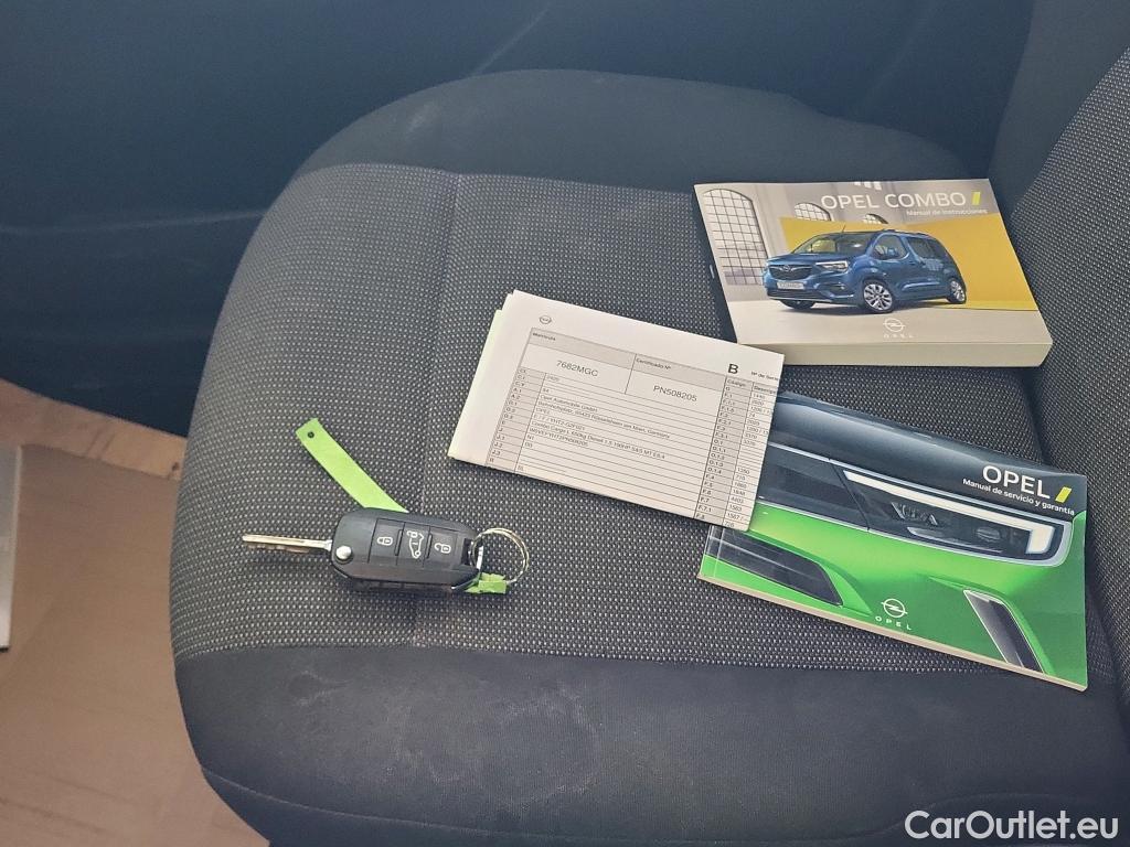  Opel  Combo OPEL  / 2018 / 3P / furgón derivado de turismo Cargo L 650kg Diesel 1.5 100HP S&S MT E6 #4