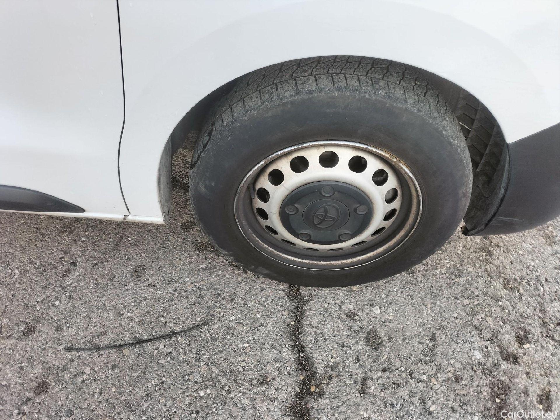  Toyota  Proace TOYOTA  / 2020 / 4P / furgón 1.5D 100CV GX 1PL 2PT L1 #44