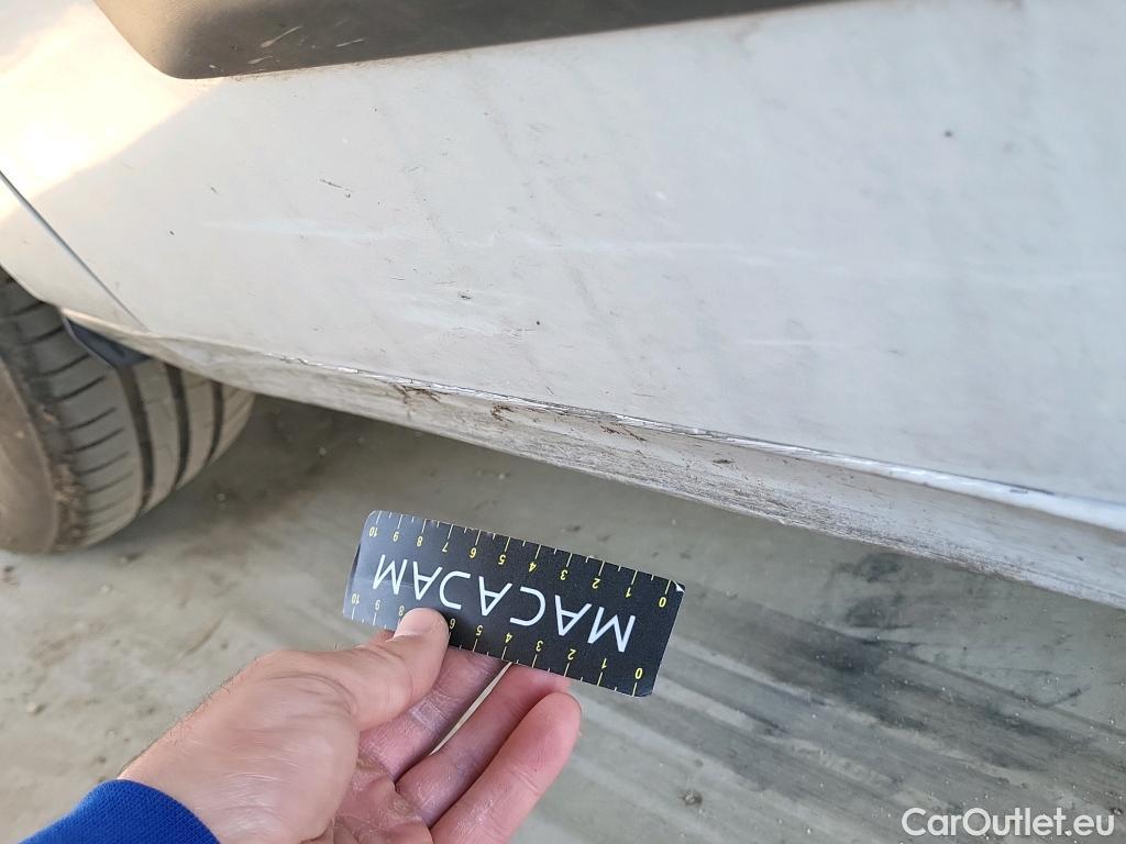  Opel  Combo OPEL  / 2018 / 3P / furgón derivado de turismo Cargo L 650kg Diesel 1.5 100HP S&S MT E6 #22